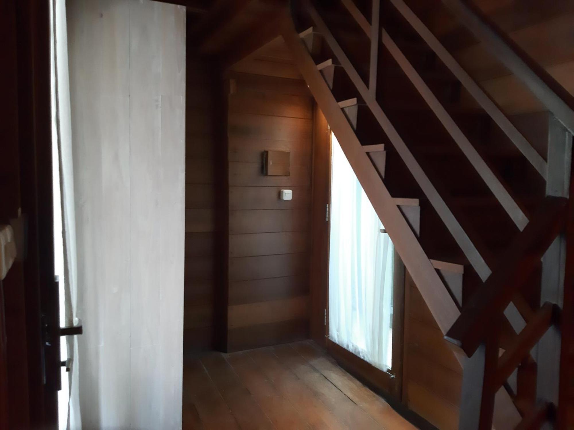 Mola2 Resort Гили-Эйр Экстерьер фото